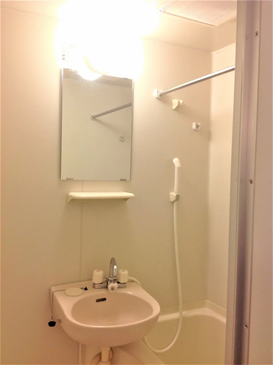 浴室乾燥機付きです