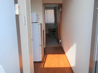 玄関からのアングルです