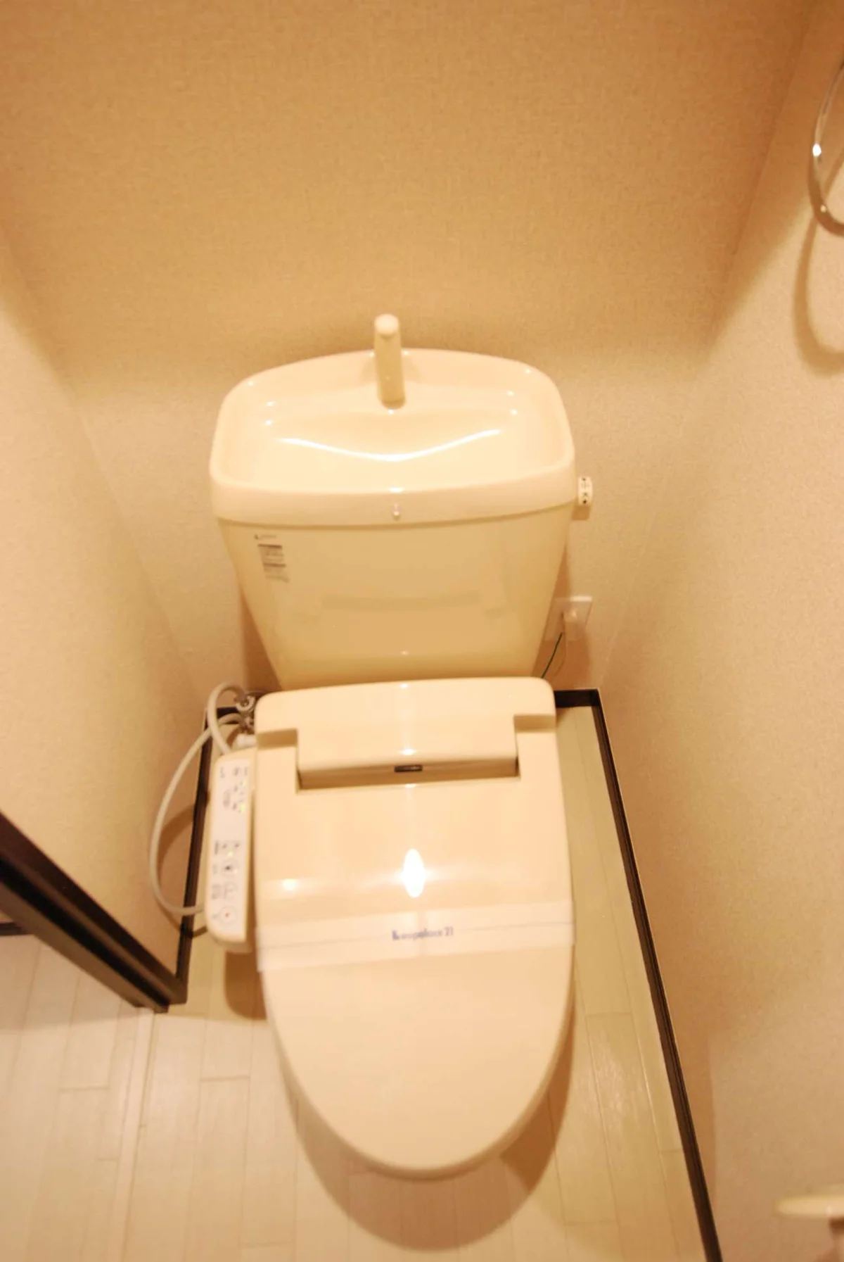 同タイプ写真の為、現況優先。