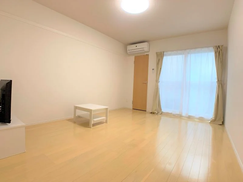 設備・仕様は号室により異なります。102反転タイプ。