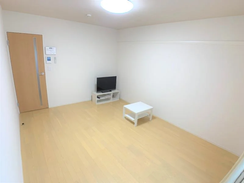 設備・仕様は号室により異なります。102反転タイプ。