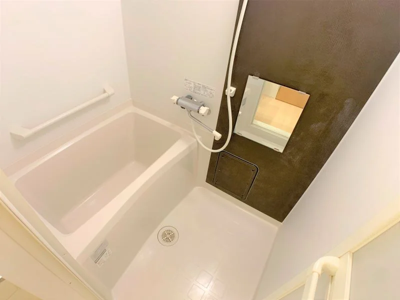 設備・仕様は号室により異なります。102反転タイプ。