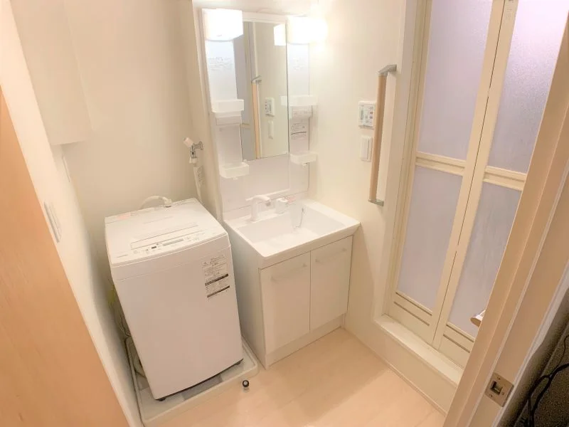 設備・仕様は号室により異なります。102反転タイプ。