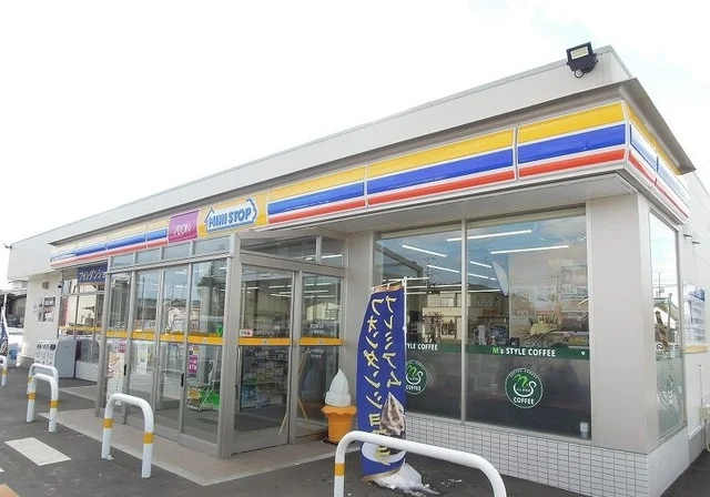 ミニストップ八戸高専前店まで1600m