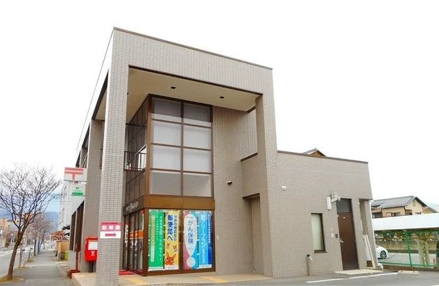 小笠原郵便局まで1700m