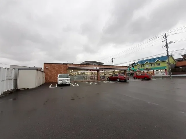 セブンイレブン坂井店まで450m