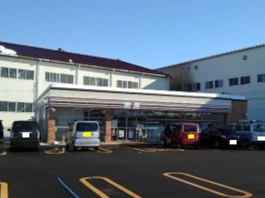 セブンイレブンまで1130m