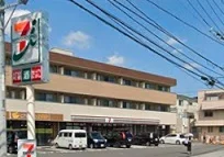 セブンイレブン横浜戸塚柏尾町店まで174m