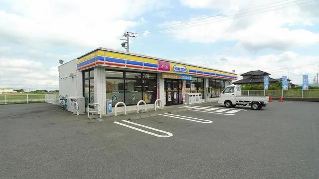 ミニストップ木更津中里店まで400m
