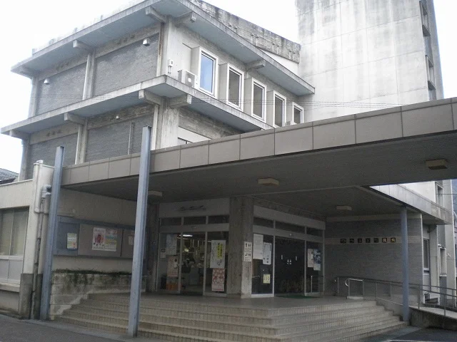 つるぎ町役場まで950m