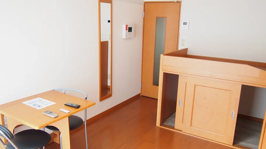 ハイベッドタイプのお部屋です