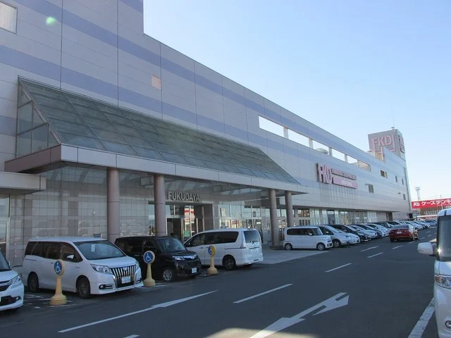 FKDショッピングモ－ルまで450m