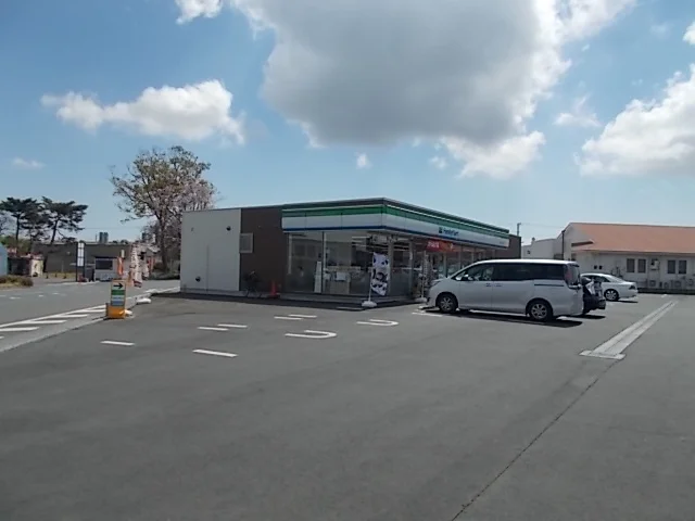 ファミリーマート水戸南インターまで180m