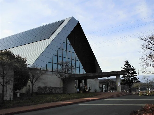 ＳＵＷＡガラスの里まで700m