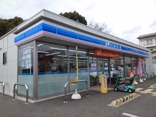 ローソン様まで700m