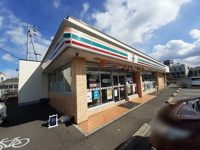 セヴンイレブン志度小坂店さんまで1000m