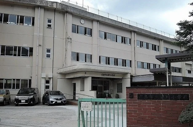 深川小学校まで550m