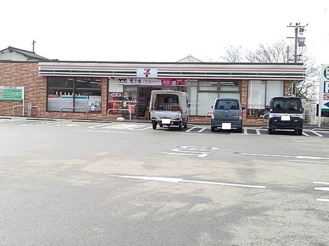 セブンイレブン久留米城島楢津店まで560m