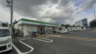 ファミリーマートまで450m