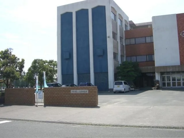 浜松市立三方原中学校まで1200m