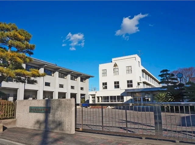 浜松市立江西中学校まで140m