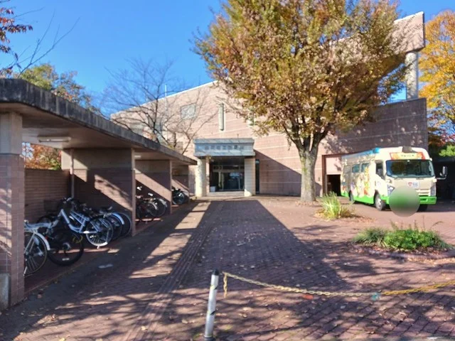 鶴岡市立図書館まで134m