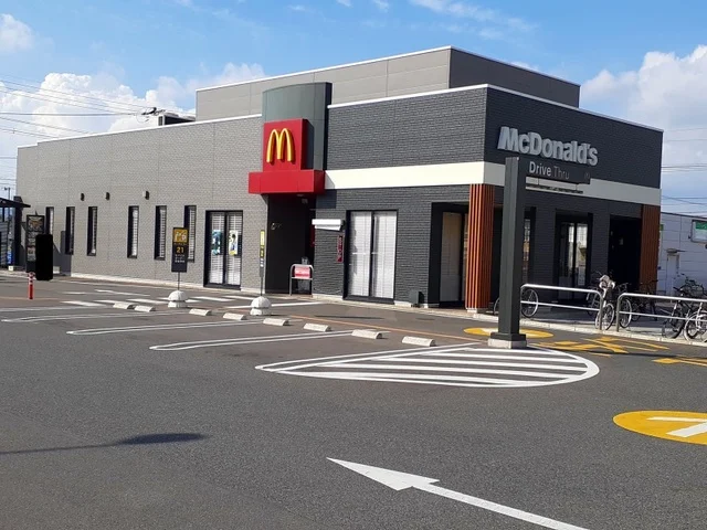 マクドナルド福山新涯中央店まで350m