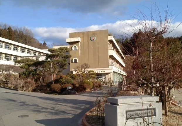 二本松市立南小学校まで1100m