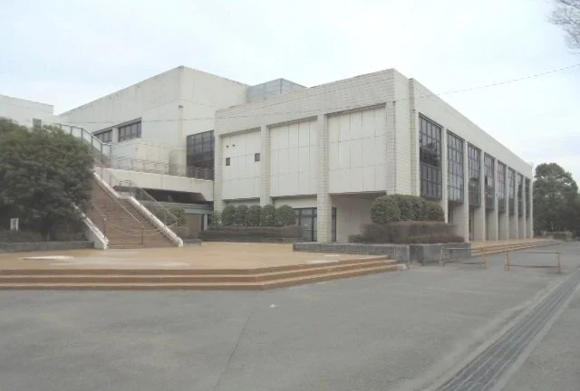 南足柄市体育センターまで1600m