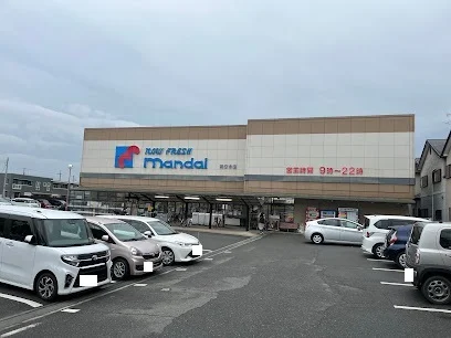 万代 田原本店まで650m