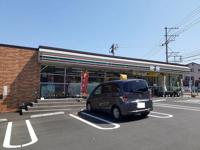 セブンイレブンまで950m