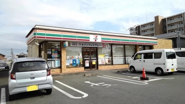 セブンイレブン久留米宮ノ陣店まで170m
