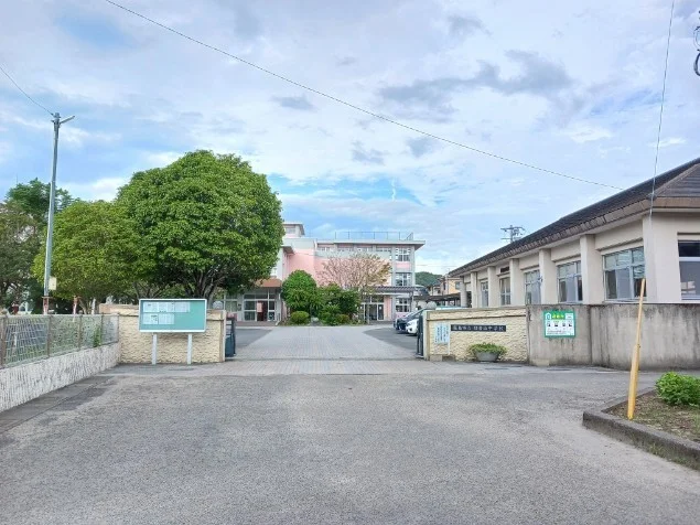 日当山中学校まで500m