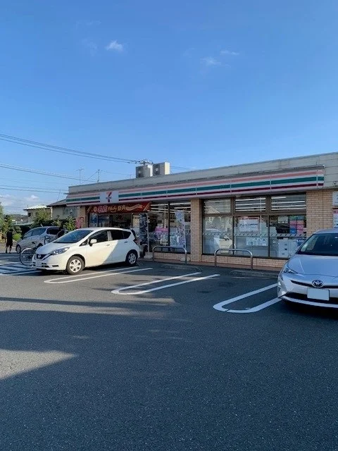 セブンイレブン瑞穂二本木店まで140m