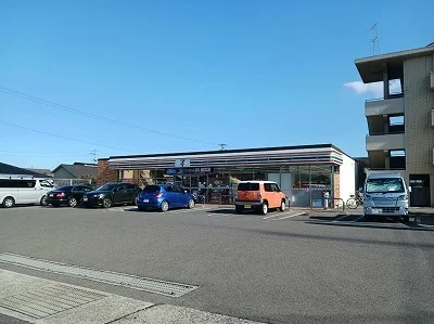 セブンイレブン仏生山店さんまで210m
