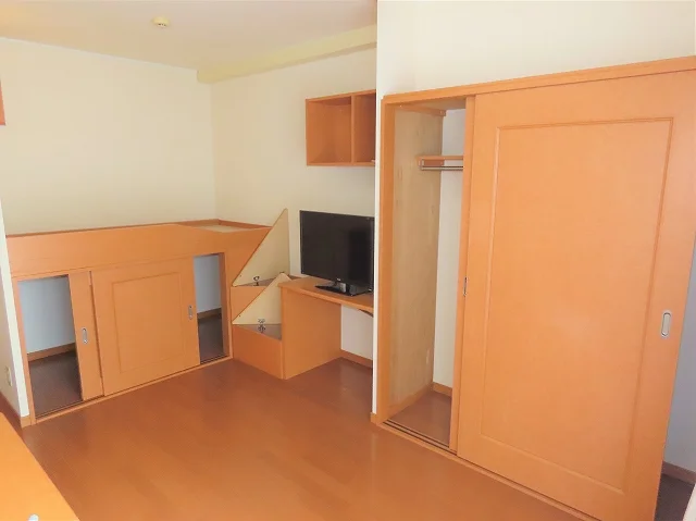 クローゼット、ベッド下収納あり