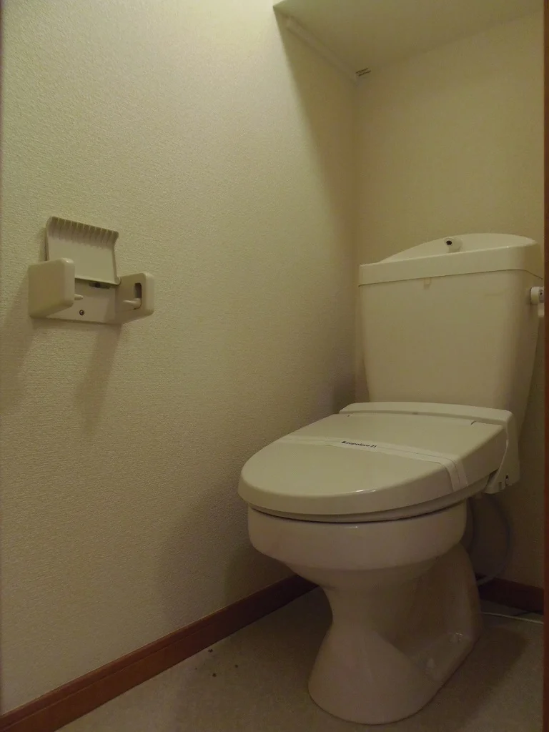 温水洗浄便座完備です