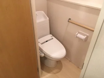 温水洗浄便座付き♪
