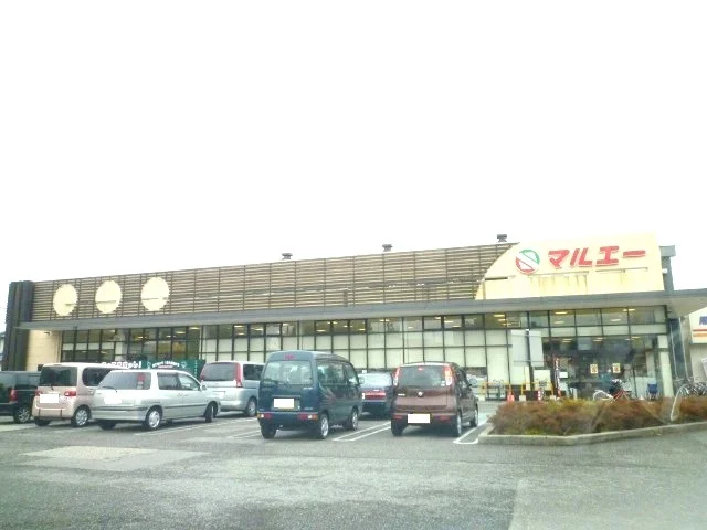 マルエーまで1300m