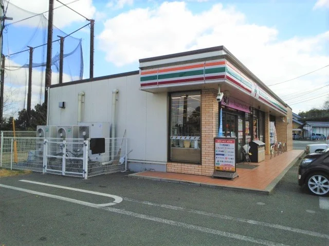 セブンイレブン熊本石原３丁目店まで1300m