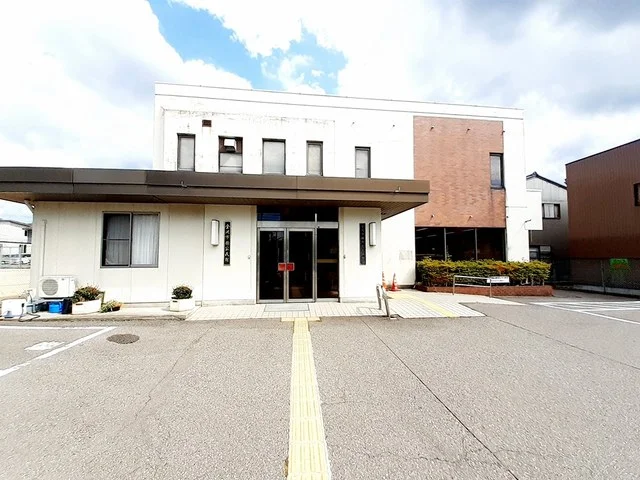 金沢市額市民センターまで800m