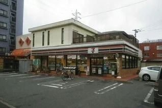 セブンイレブンまで400m