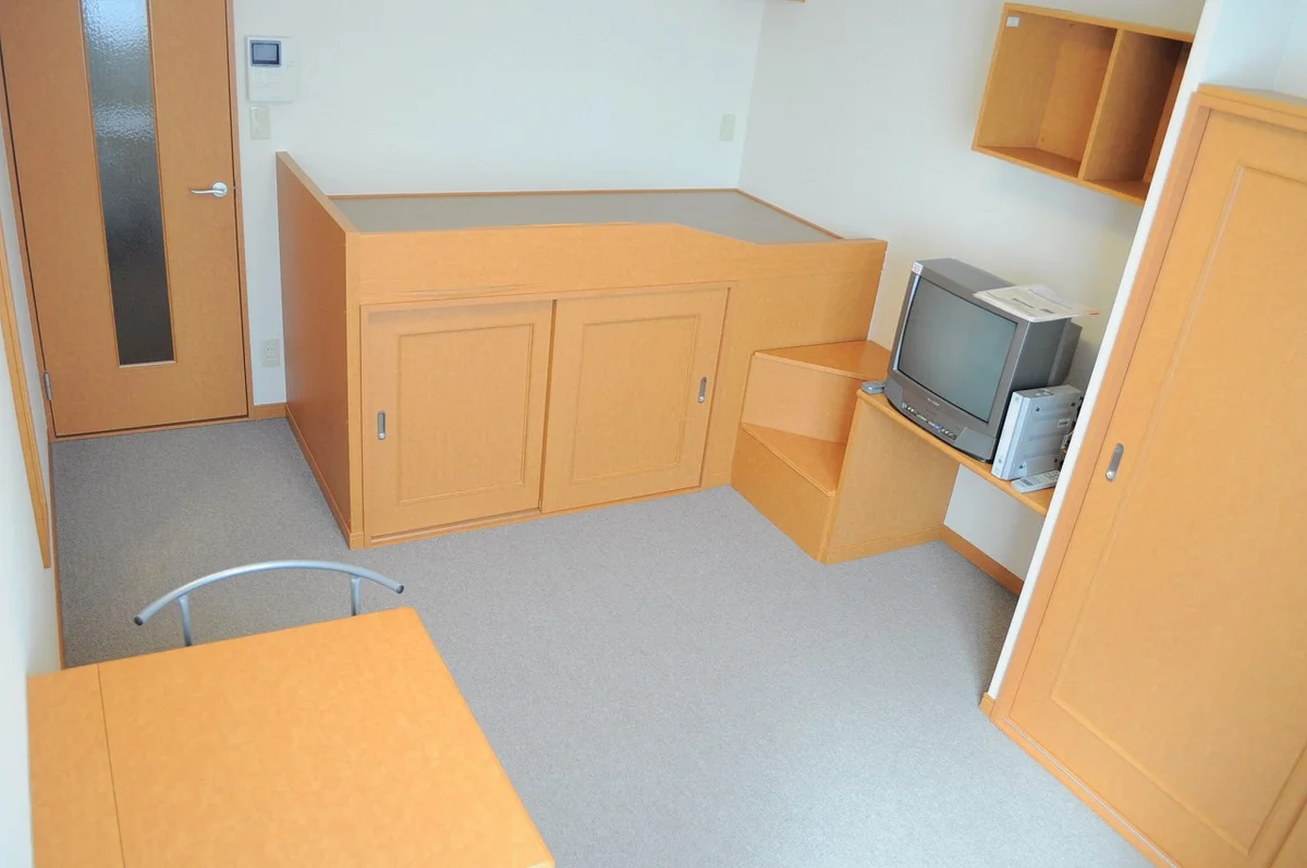 1Fフローリング　２Fカーペット