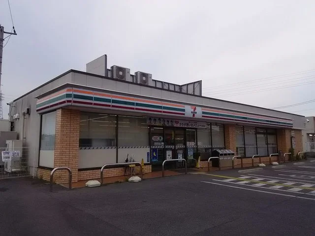 セブンイレブン野洲中主店まで848m