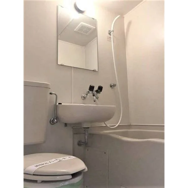 家具設置前のお部屋の画像になります