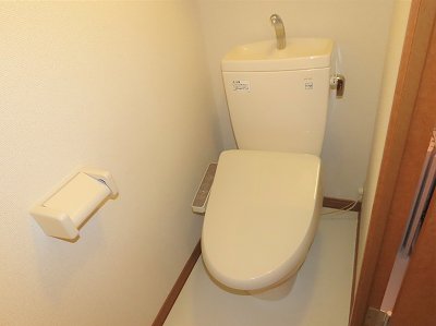 お風呂、トイレは完全別です