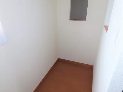 階段横にスペースがあり、お部屋を広く活用できます