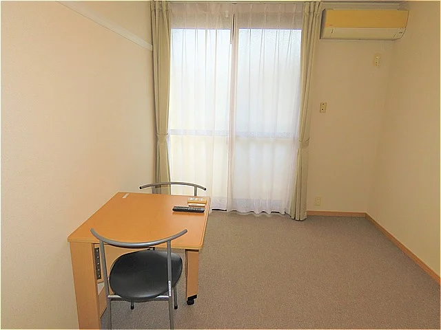 家具家電が備え付けのお部屋です