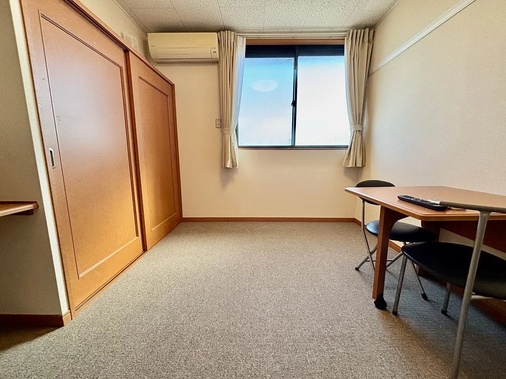 設備・仕様は号室により異なる為、現況を優先いたします。