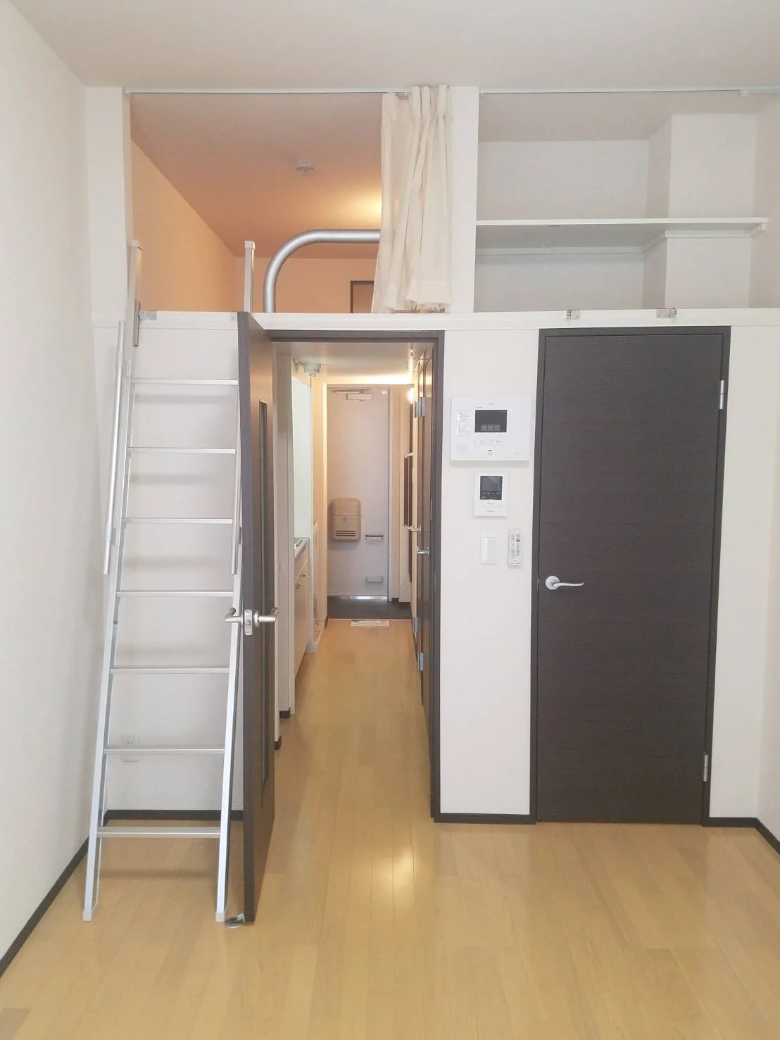 ロフト付き、遮音性能の高い壁で快適生活♪